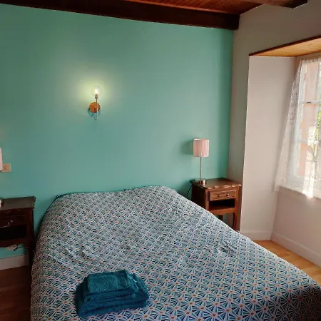 Сasa de vacaciones Maison Spacieuse A Avec Jardin 70 M² Florentin-la-Capelle