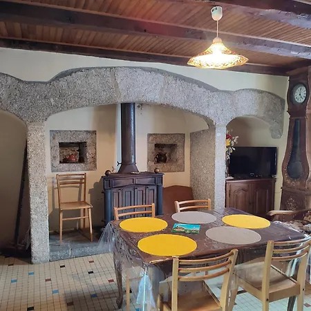 Maison Spacieuse A Avec Jardin 70 M²