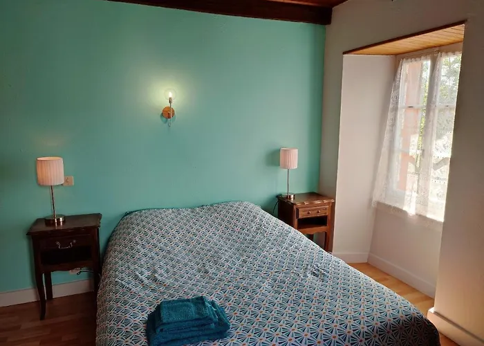 Casa vacanze Maison Spacieuse à Avec Jardin 70 M² Florentin-la-Capelle