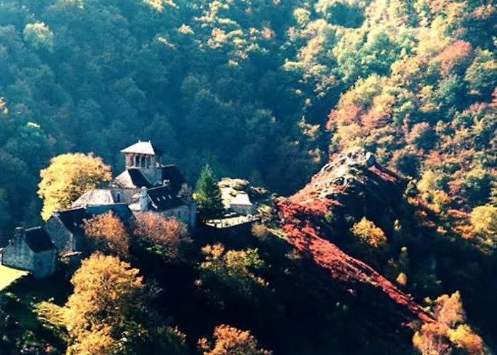 Casa vacanze Maison Spacieuse à Avec Jardin 70 M² Florentin-la-Capelle